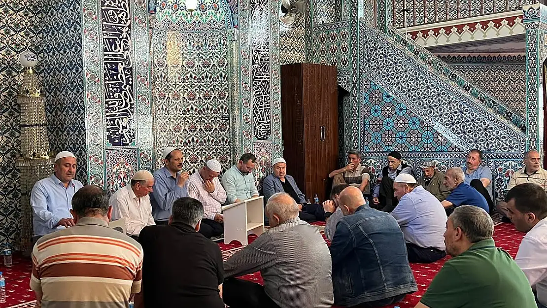 Rahmetli Vecide Kuzu İçin Mevlid-i Şerif Okutturuldu