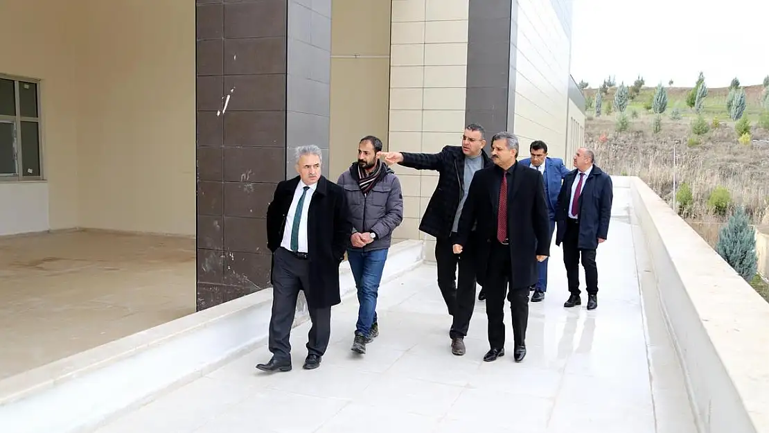 Rektör Şındak, Çalışmaları Yerinde İnceledi
