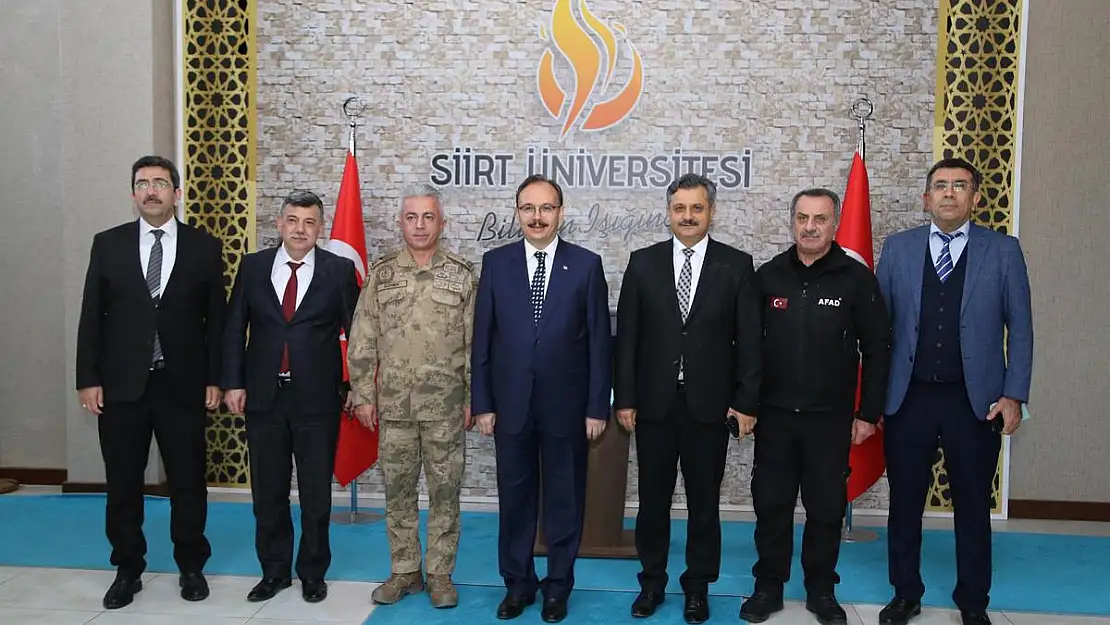 Rektör Şındak, Vali Dr.Kızılkaya'yı Makamında Ağırladı