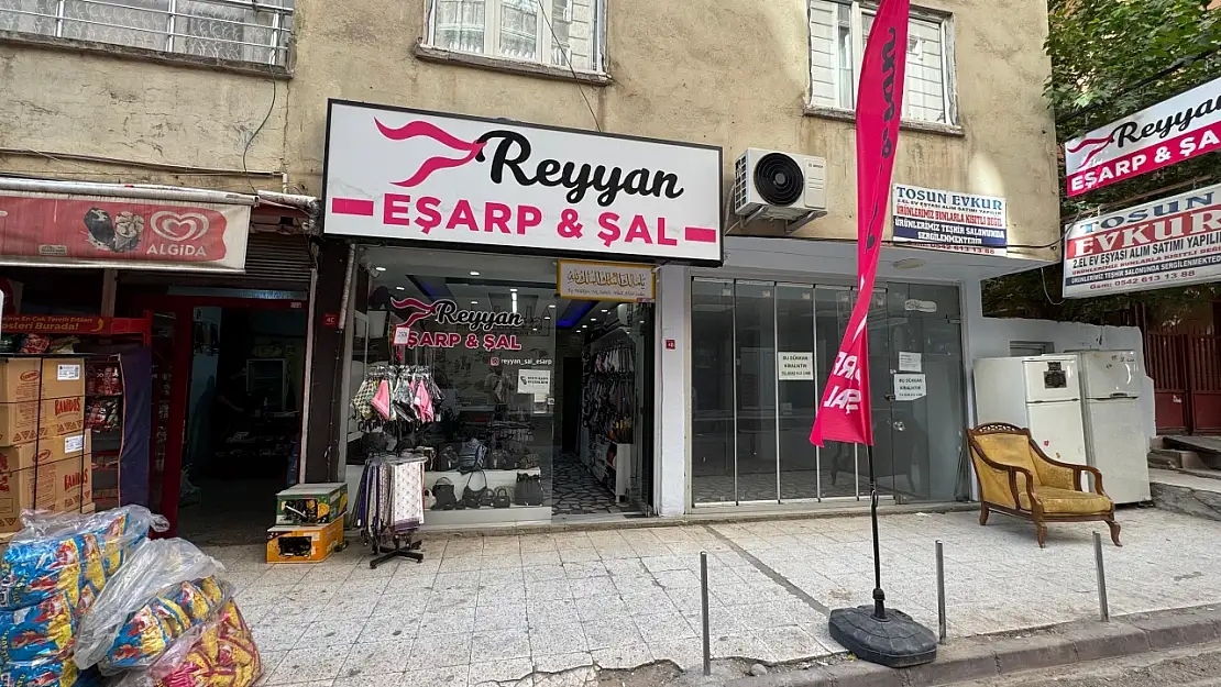 Reyyan Şal ve Eşarp Dünyası Siirt'te Açıldı: Dünya Markalarında Yaz İndirimi Başladı
