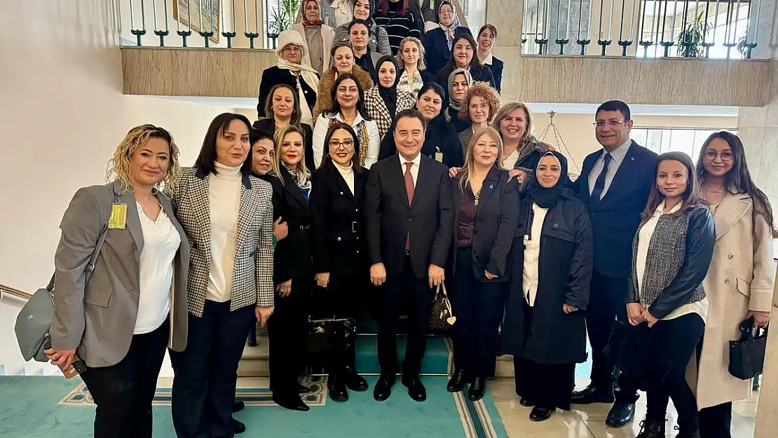 Şahin: Kadınlara Haklarını Lütuf Gibi Sunmayan Her Gün, Dünya Kadınlar Günü'dür'