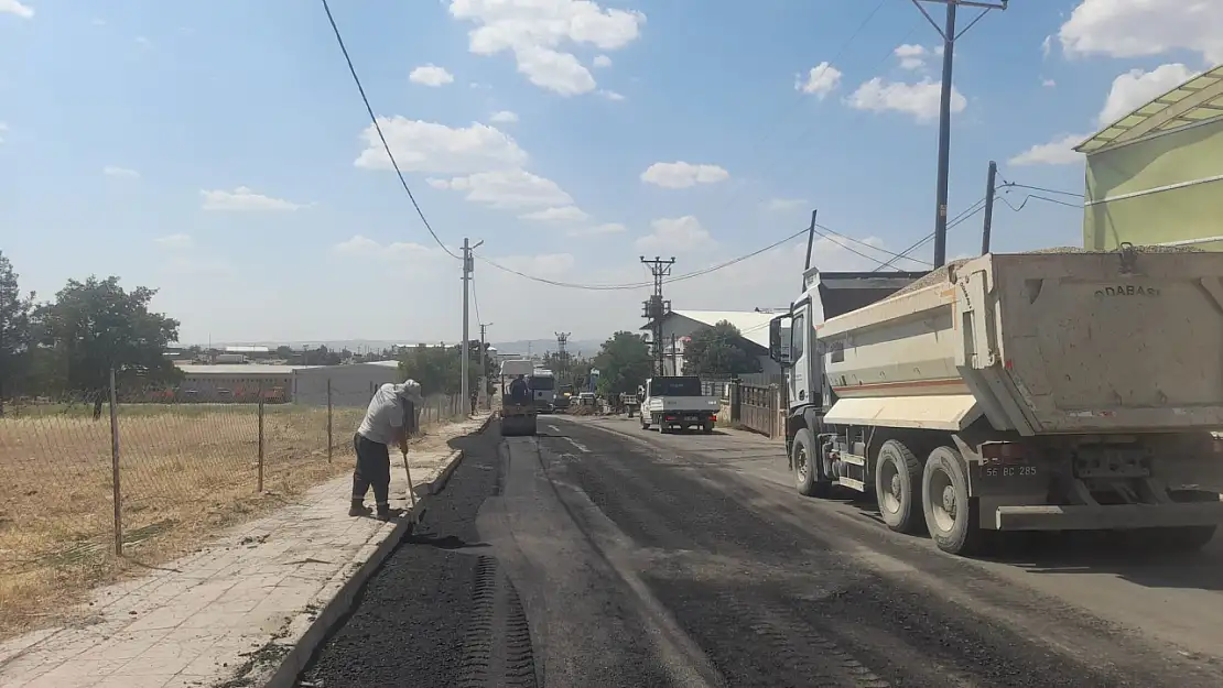Sanayi Sitesi'nde Asfalt Seferberliği: 3 Bin Tonluk Serim Gerçekleştirildi