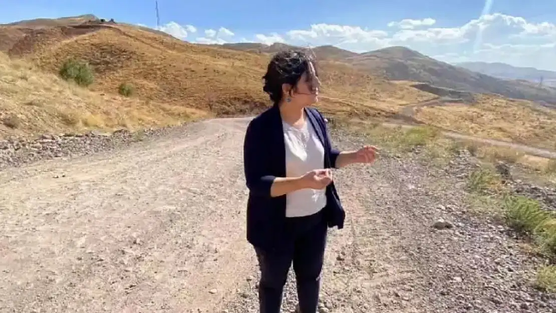 Sarıtaş, Pervari Köylerinin Yollarındaki Sorunları Gündeme Getirdi (VİDEOLU HABER)