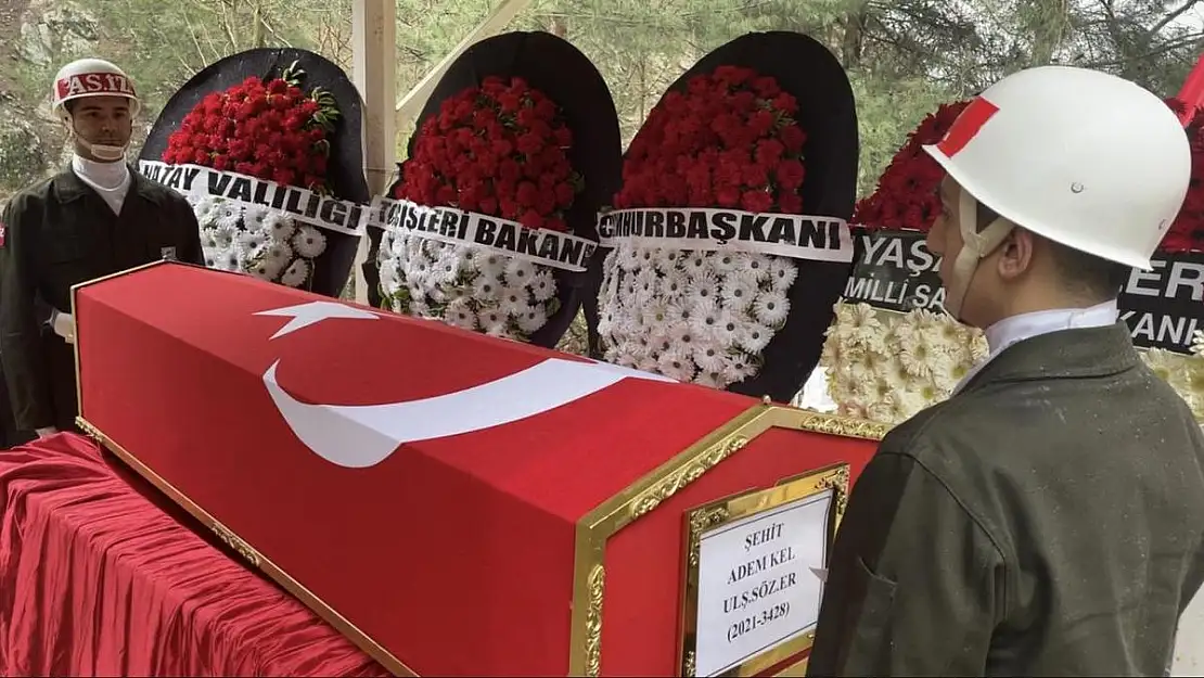 Şehit Sözleşmeli Er Adem Kel Hatay'da Son Yolculuğuna Uğurlandı