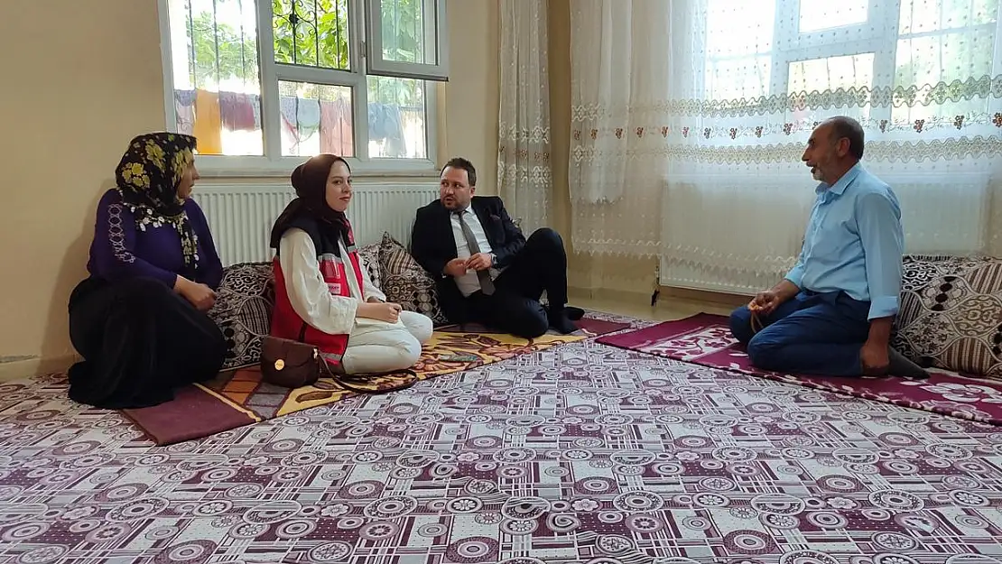 Sidar'dan Ailelere Evlerinde Ziyaret