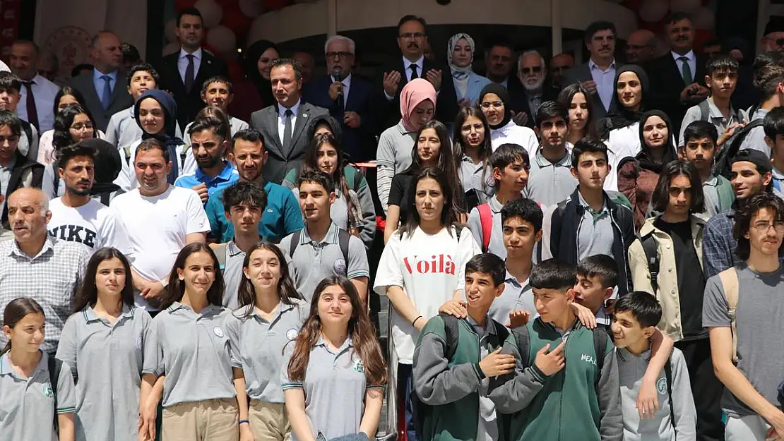 Siirt 11. Kitap Fuarı Start Aldı