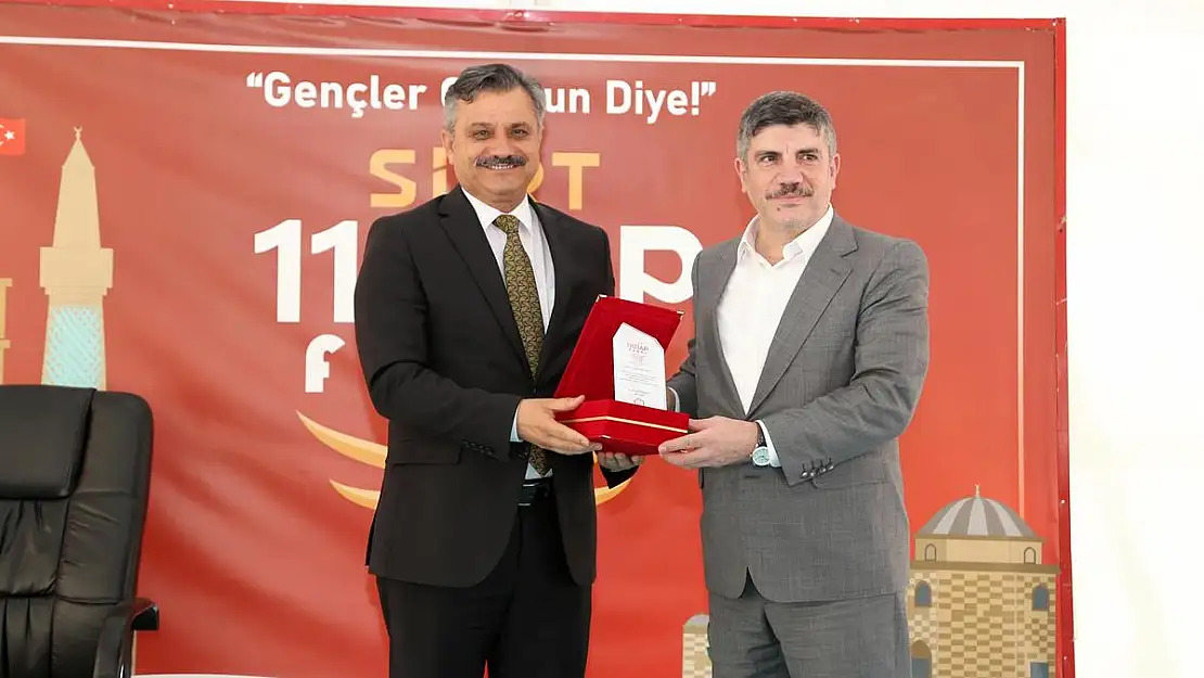 Siirt 11. Kitap Fuarı'nda Düşünce Ufuklarını Genişleten Söyleşi