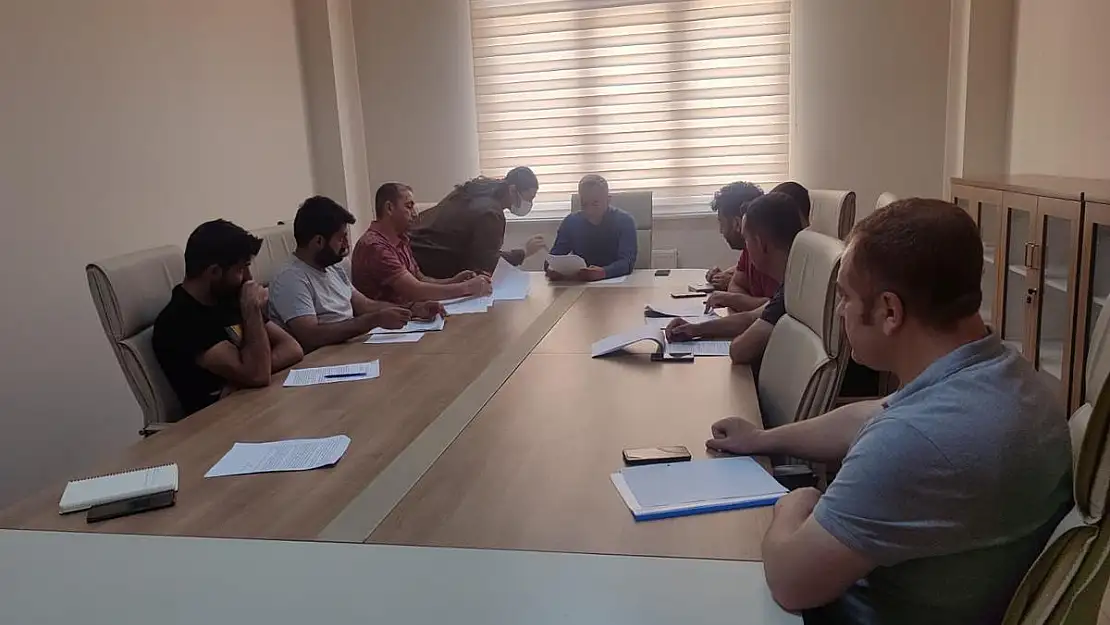 Siirt Aile ve Sosyal Hizmetler İl Müdürlüğünce 'Evde Bakım Yardımı Yönetmeliği' Toplantısı Yapıldı