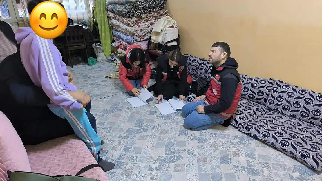 Siirt Aile ve Sosyal Hizmetler İl Müdürlüğü Engellileri Evlerinde Ziyaret Ediyor