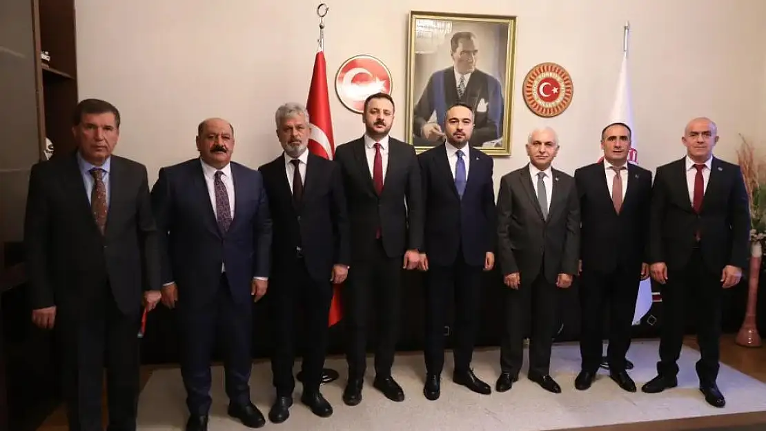 Siirt AK Parti Heyetinden Bakan Yardımcısına Ziyaret