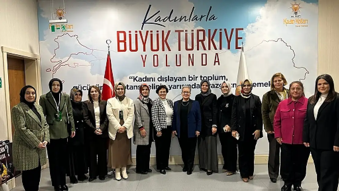 Siirt AK Parti Kadın Kolları Başkanı Mavi, Güneydoğu Anadolu Kadın Kolları İl Başkanları Toplantısına Katıldı
