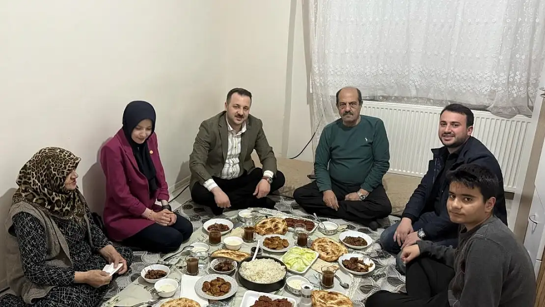 Siirt AK Parti Teşkilatı, Ramazan Bereketini Vatandaşlarla Paylaştı