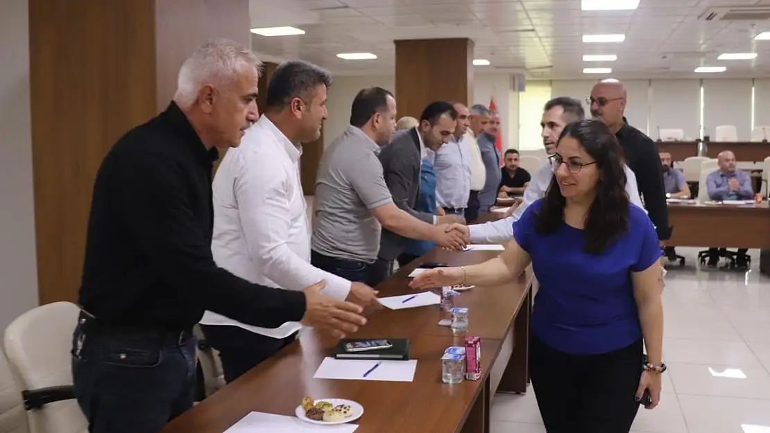 Siirt Belediye Eş Başkanları, Mahalle Muhtarlarıyla Buluştu