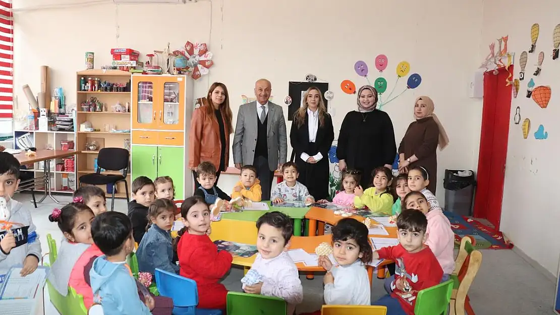 Siirt Belediyesi Minik Adımlar Kreşinde Karne Heyecanı