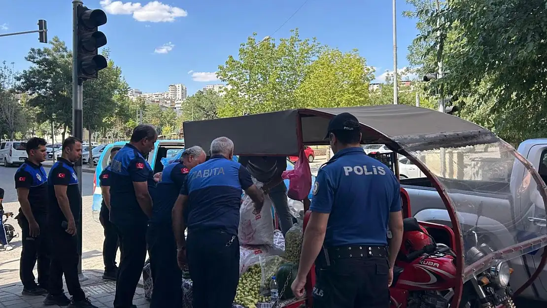 Siirt Belediyesi'nden Şehir Düzenine Sıkı Denetim: Kaldırım İşgallerine ve Seyyarlara Müdahale!