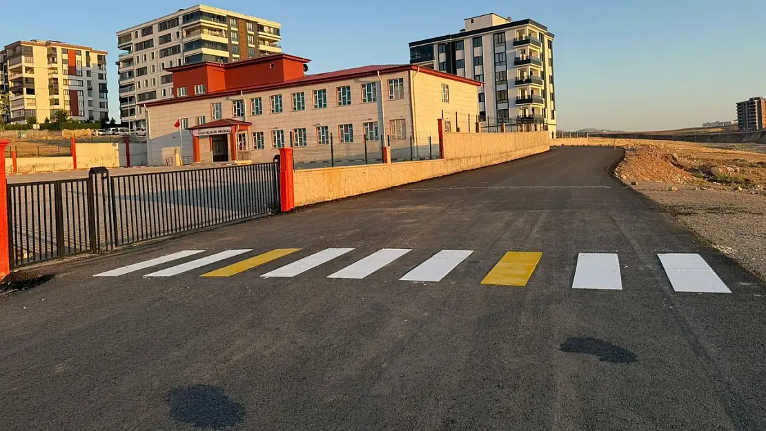 Siirt Belediyesi'nden Yaya ve Çocuk Güvenliği İçin Trafik Düzenlemeleri