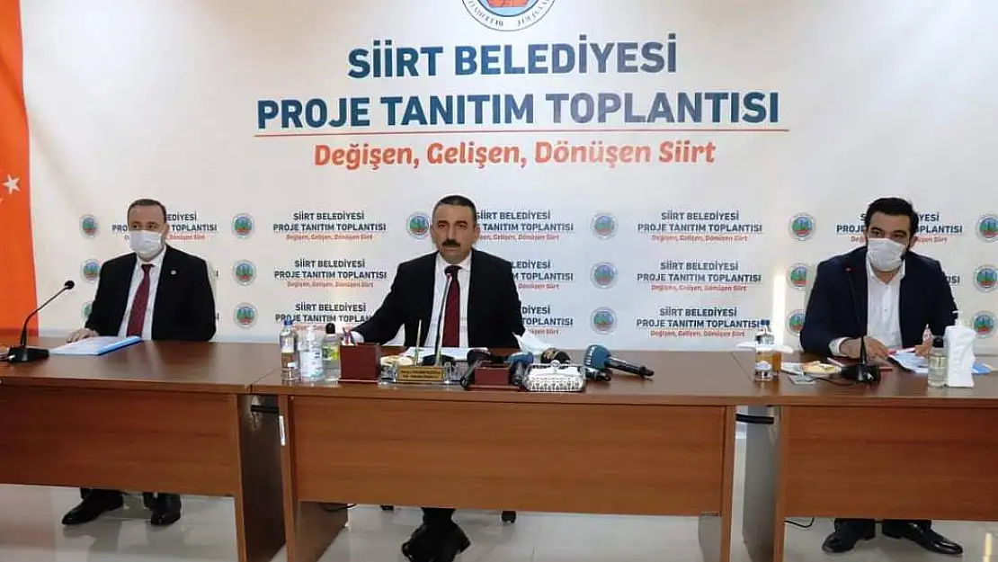 Siirt Belediyesi Proje Tanıtım Toplantısı: Vali ve Belediye Başkan Vekili Hacıbektaşoğlu Önümüzdeki 3 Yılda Yapılacak Projeleri Tanıttı! Projelerde Yer Almayan Hizmet Alanı Yok