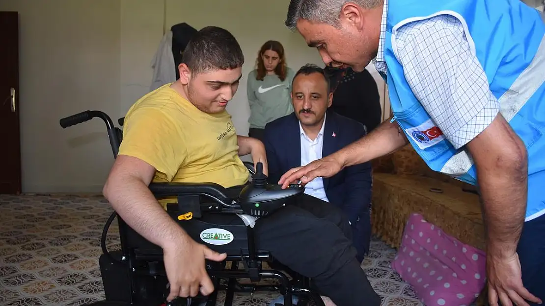 Siirt Belediyesinden Engellilere Akülü Araç ve Malzeme Desteği