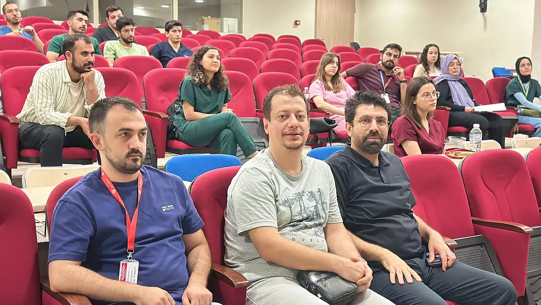Siirt EAH'de İntörn Hekimler İçin Oryantasyon Toplantısı Düzenlendi