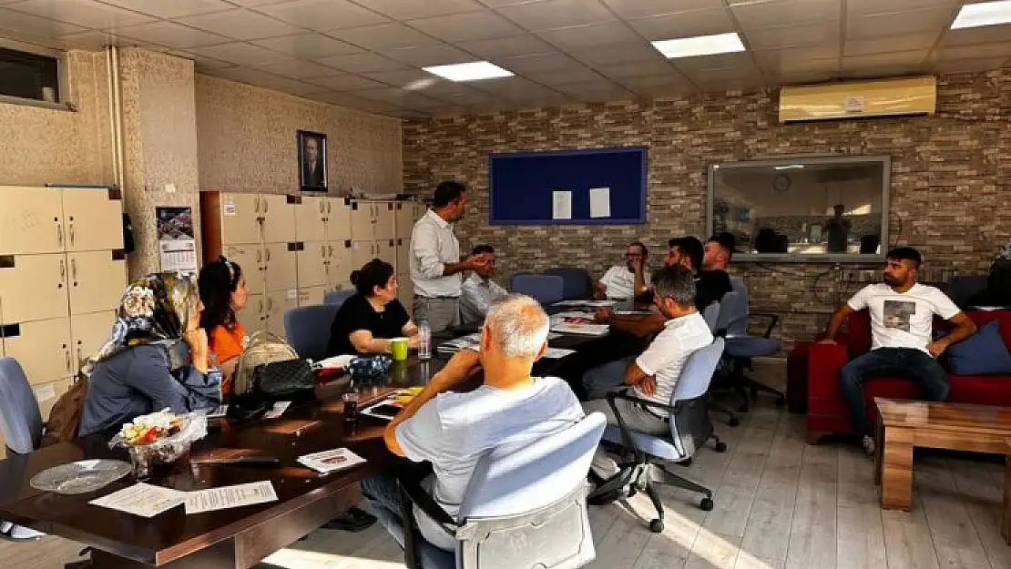 Siirt Eğitim Sen'den Okullara Ziyaret