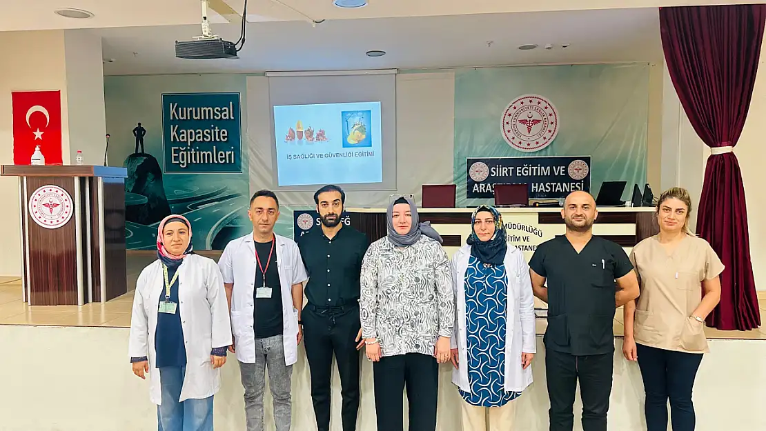 Siirt Eğitim ve Araştırma Hastanesi'nde Stajyerlere Uyum Eğitimi