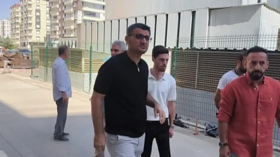 Siirt Eğitim ve Araştırma Hastanesi'nde Klima Arızalarına Müdahale: İl Sağlık Müdürü Hacıoğlu Yerinde İnceledi