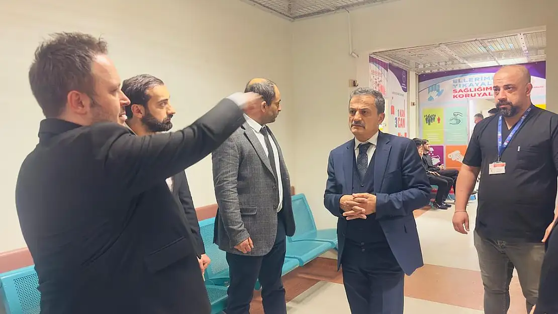 Siirt Eğitim ve Araştırma Hastanesi'nde Hasta Ziyaretleri