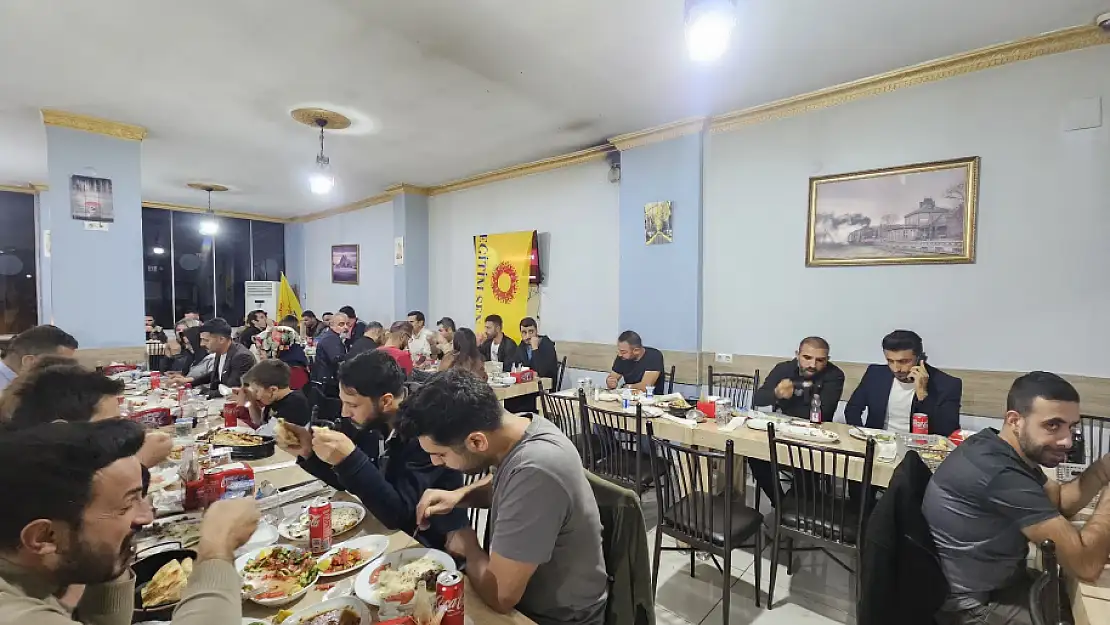 Siirt Eruh'ta Öğretmenler Arasında Dayanışma Yemeği