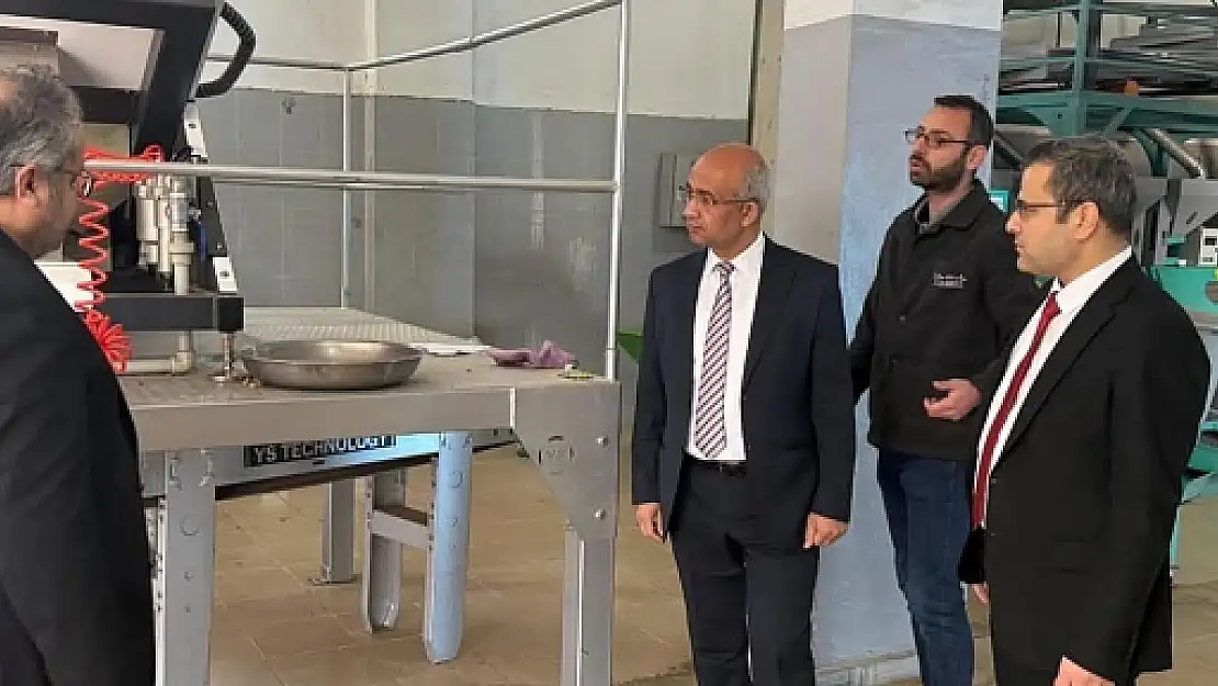Siirt Fıstık İşleme Tesisi Hizmete Açıldı