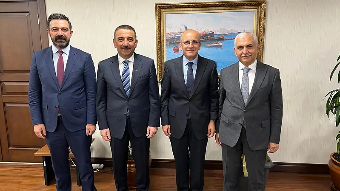 Siirt Heyeti, Ankara'da Hazine ve Maliye Bakanı Mehmet Şimşek'le Görüştü