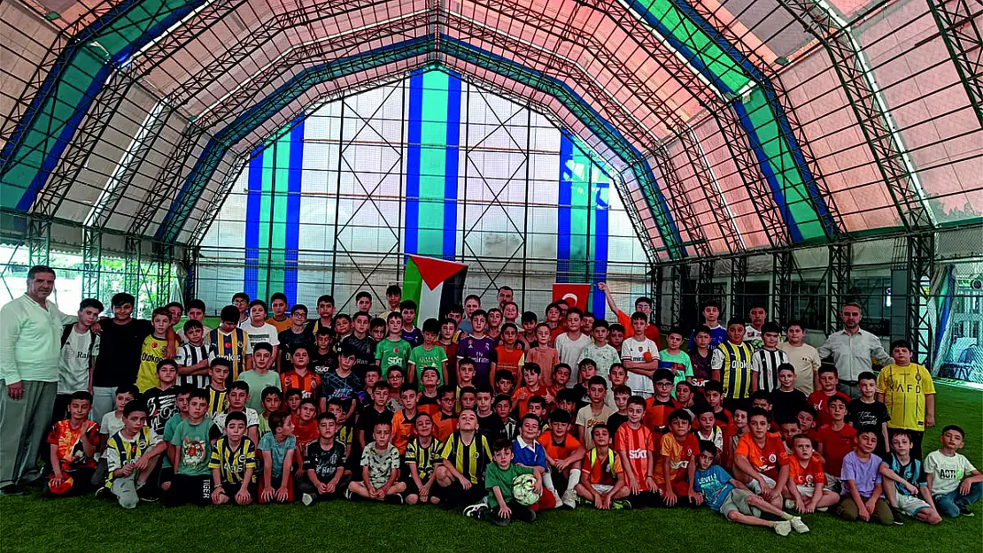 Siirt İl Müftülüğü Yaz Kur'an Kursu Öğrencileri Arasında Futbol Turnuvası Düzenledi