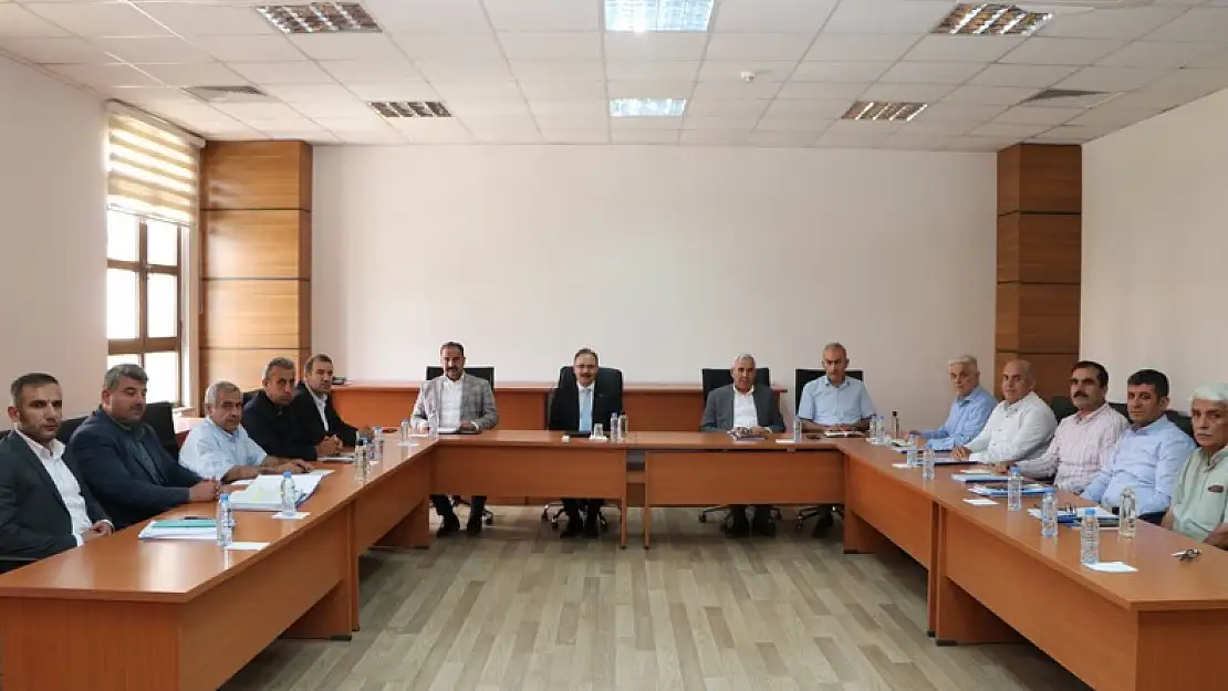 Siirt İl Özel İdaresi'nin Yatırımları, Vali Kızılkaya Başkanlığında Değerlendirildi