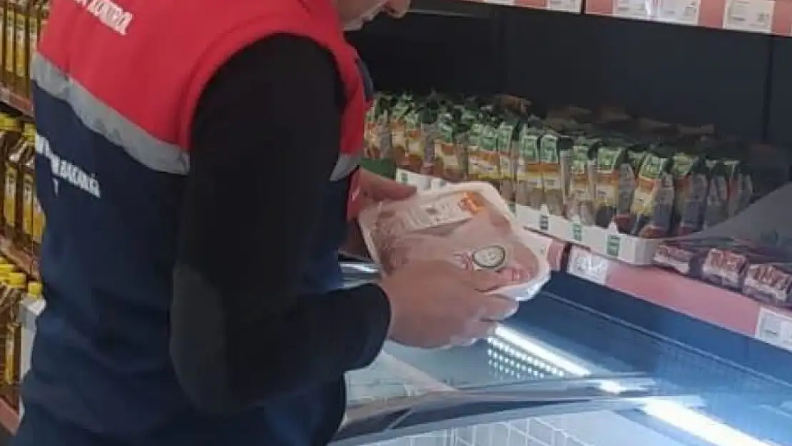 Siirt İl Tarım ve Orman Müdürlüğü'nden Tavuk Satışı Yapan İşletmelere Sıkı Denetim