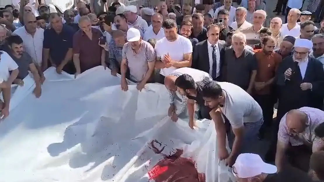 Siirt Kayabağlar'da Üç Gencin Ardından Dualar ve Kurbanlarla 'Birlik' Mesajı