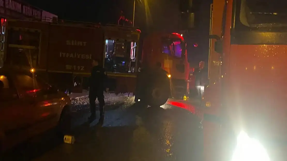 Siirt Küçük Sanayi Sitesinde Maddi Hasarlı Yangın
