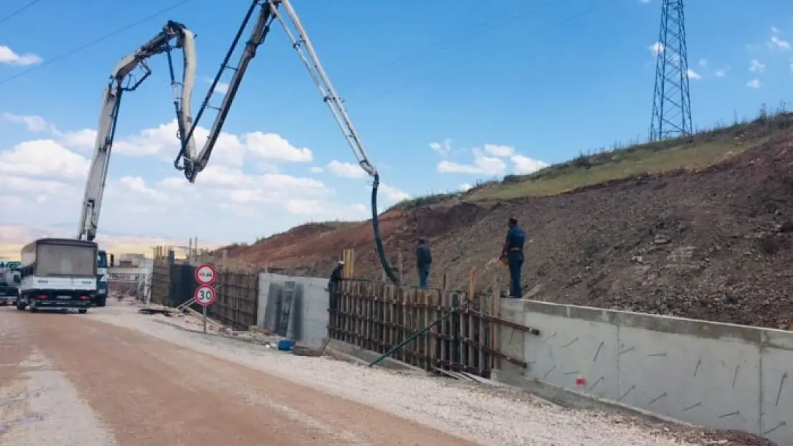 Siirt-Kurtalan Yolunda Çalışmalar