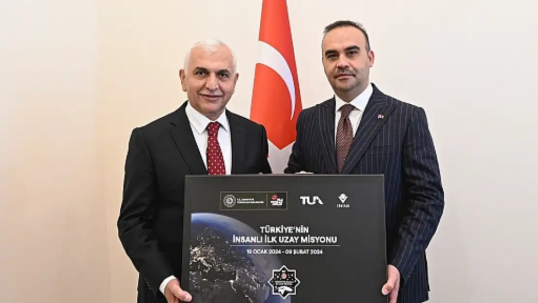 Siirt Milletvekili Mervan Gül, Sanayi ve Teknoloji Bakanı Kacır'ı Ziyaret Etti