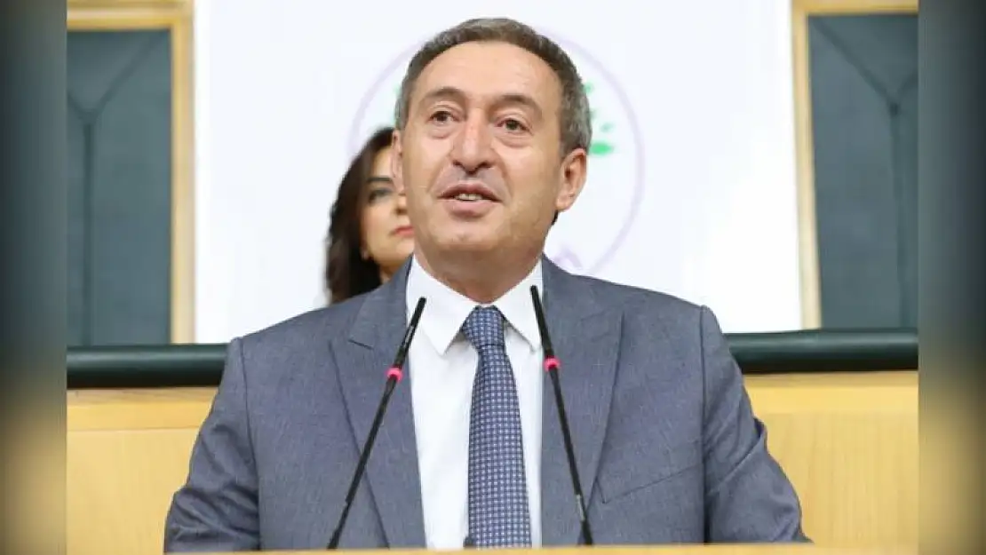 Siirt Milletvekili ve DEM Parti Genel Başkanı Tuncer Bakırhan: 'Dün Van'ı Nasıl Savunduysak, Bugün Hakkâri'yi de Savunacağız' 