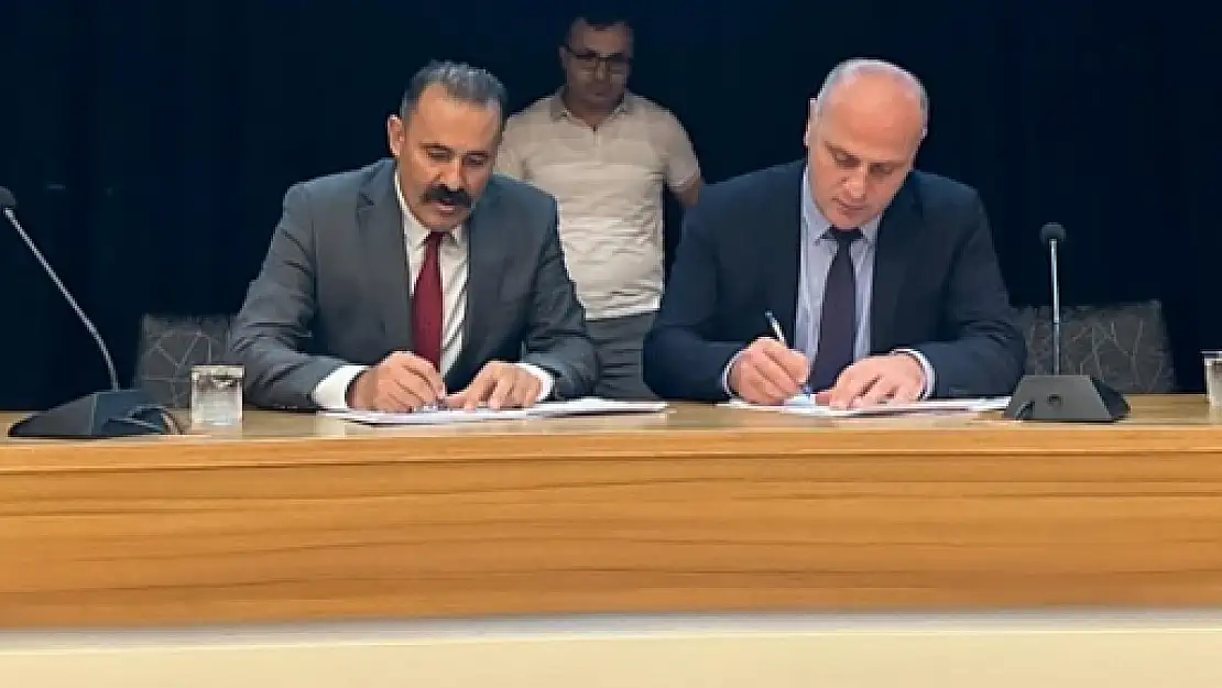 Siirt Milli Eğitim Müdürlüğü ile Gençlik ve Spor İl Müdürlüğü Arasında Protokol İmzalandı