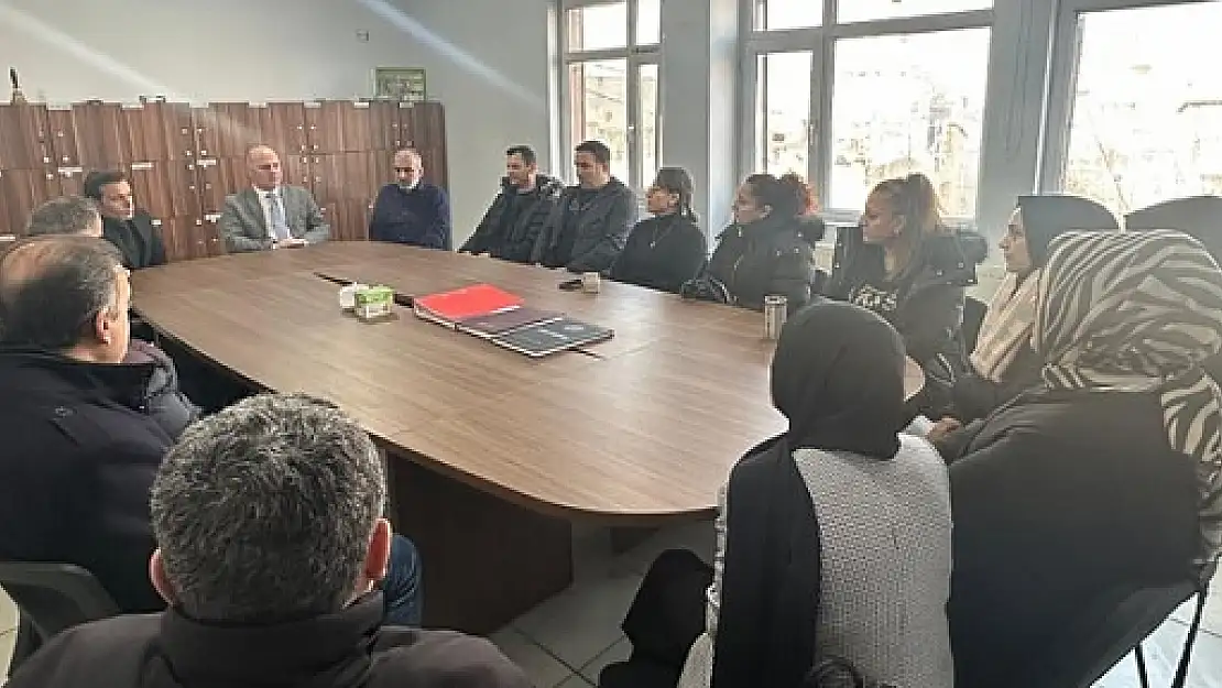 Siirt Milli Eğitim Müdürü Sadoğlu'ndan Taziye Ziyareti