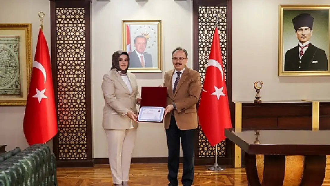Siirt Nüfus ve Vatandaşlık İl Müdürü Gürlek'ten Vali Dr. Kızılkaya'ya Teşekkür