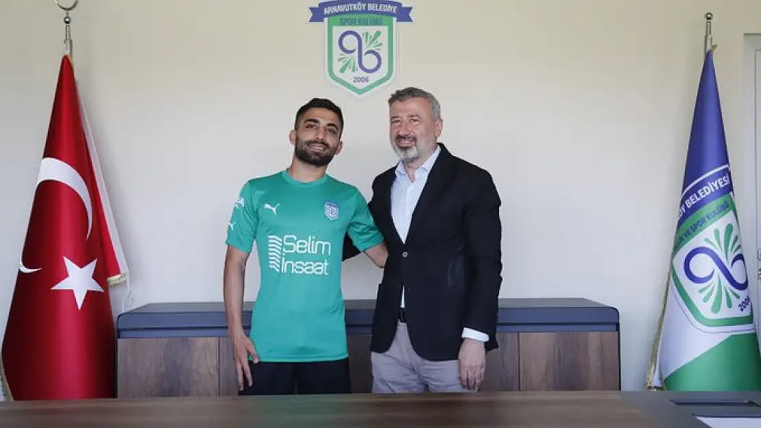 Siirt Sporlu Mehmet Aslan, Arnavutköy Belediyespor'a Transfer Oldu