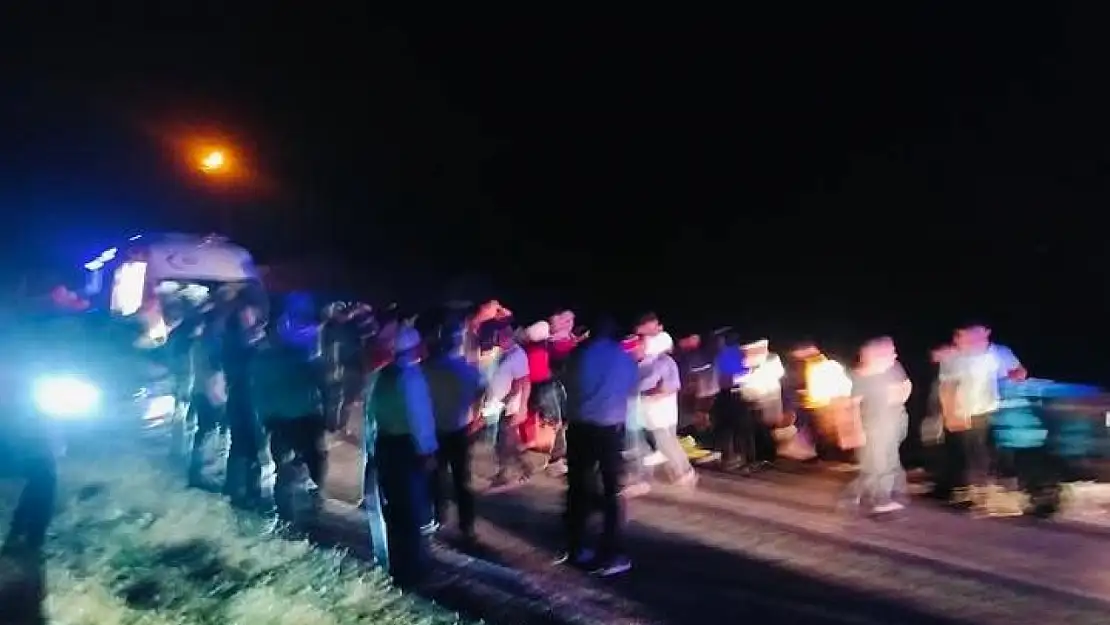 Siirt'te Düğün Dönüşü Kaza: 6'sı Çocuk 15 Yaralı