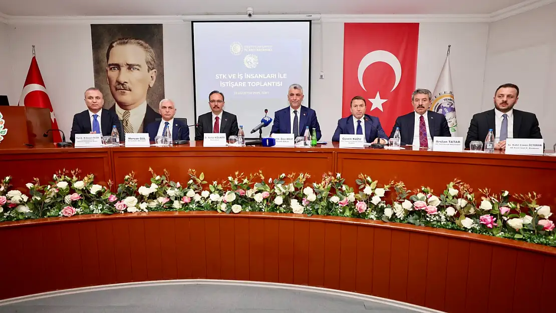 Siirt'te Ekonomi ve Yatırım Toplantısı: Bakan Bolat'tan Destek Sözü