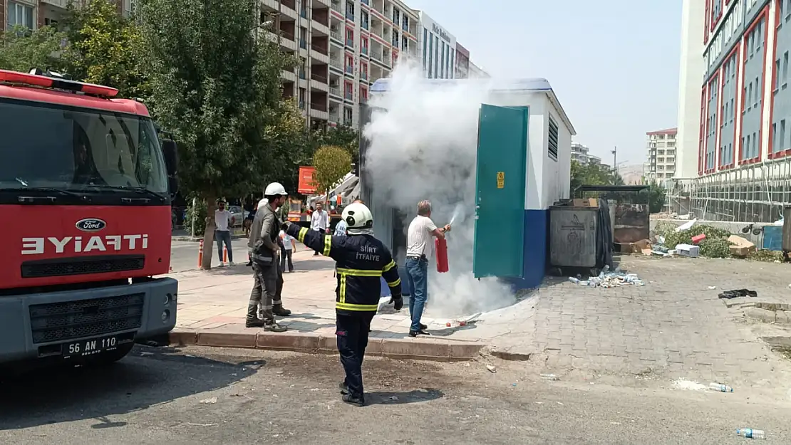 Siirt'te Elektrik Trafosunda Yangın Paniği
