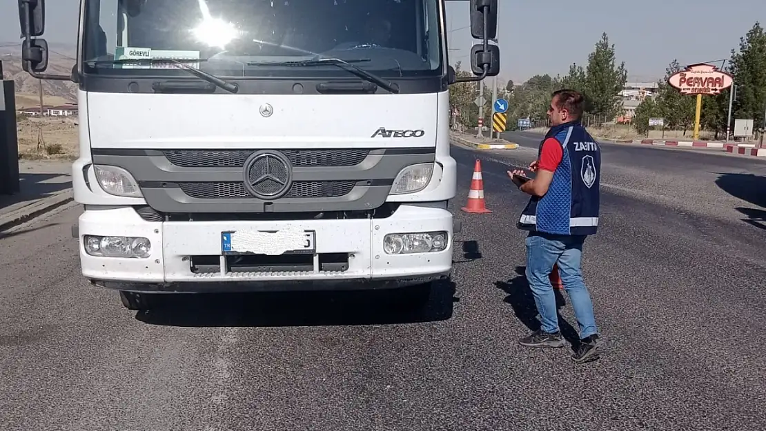 Siirt'te Gıda Taşıyan Araçlara Belediye Denetimi