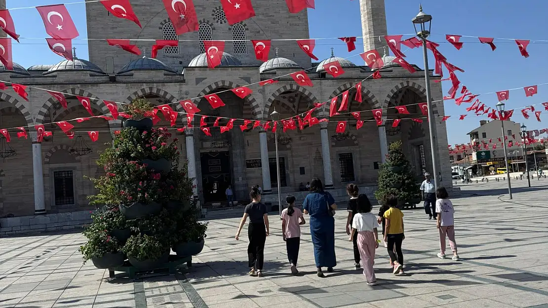 Siirt'te Korunma Altındaki Çocuklar Konya'da Tarihi Mekânları Gezdi