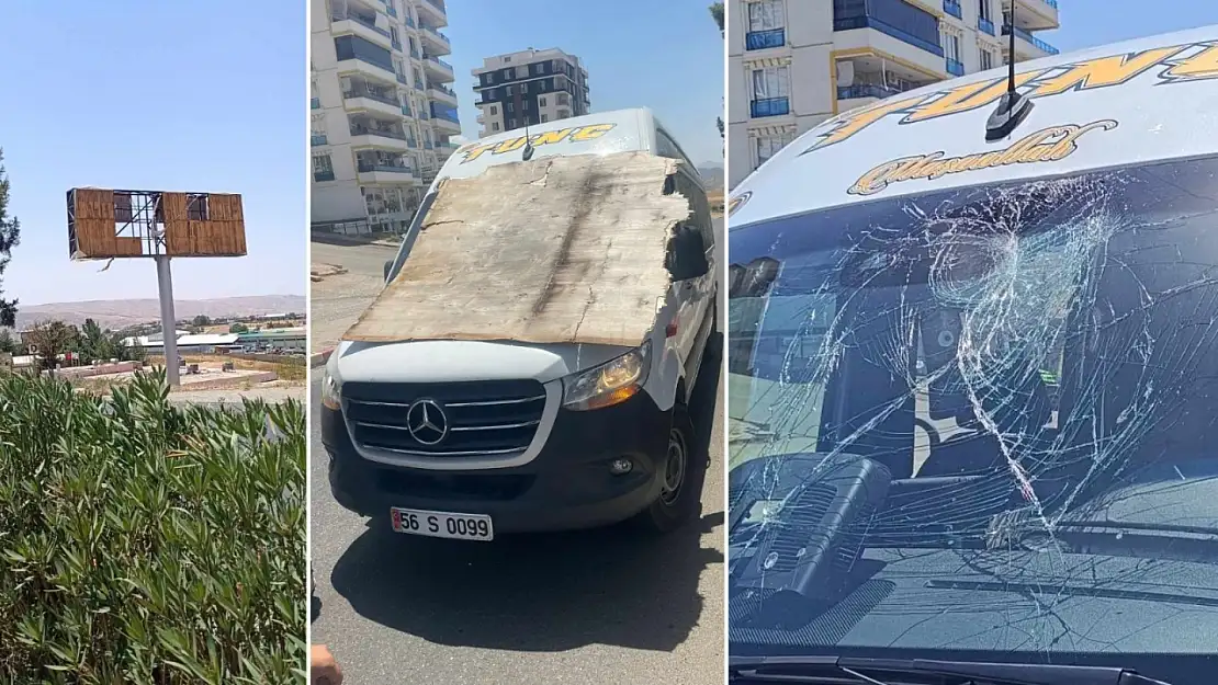 Siirt'te Rüzgâr Felaketi Kıl Payı Önledi: Uçan Tahtalar Minibüsü Vurdu