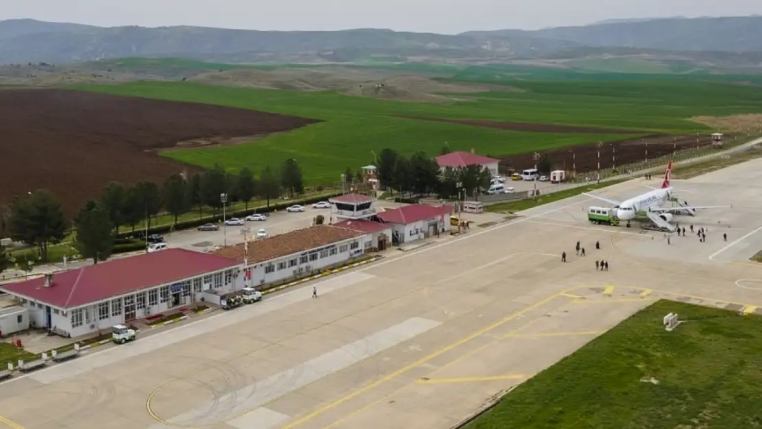 Siirt'te Uçak Biletleri Rekor Fiyatlara Ulaştı