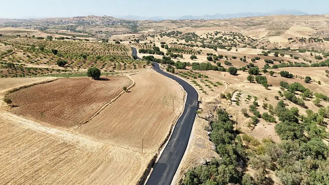 Siirt'te Yol Hamlesi! Vali Kızılkaya: 'Yol Kalkınmanın Anahtarıdır'